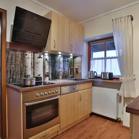 Gaestehaus Alexandra Apartamento *
